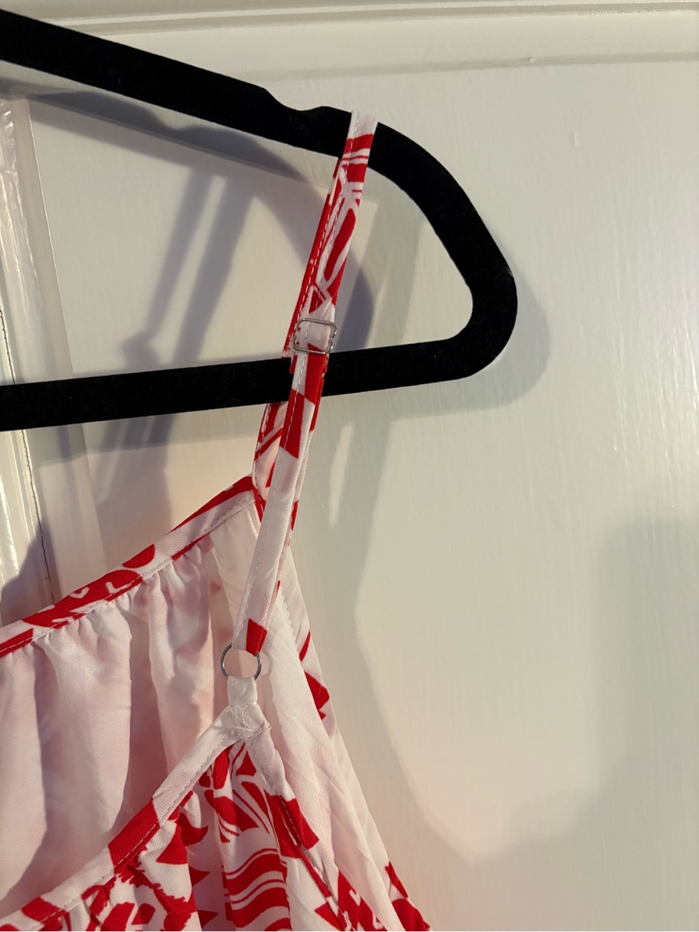 Red and White Sleeveless Maxi Dress - Spaghetti Strap Summer Style - Picture 8 of 9